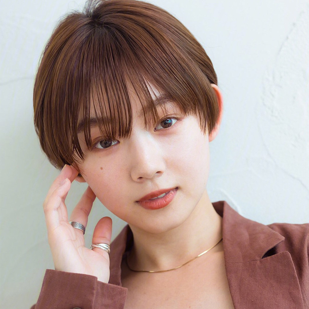 适合圆脸女孩短发梨花烫_圆脸适合的短发型_适合圆脸女生的短发
