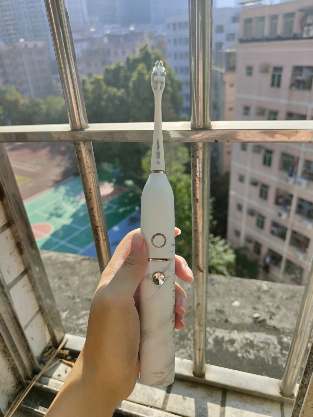 康齿灵牙膏哪款祛斑好_牙膏能祛斑吗_牙膏祛斑的