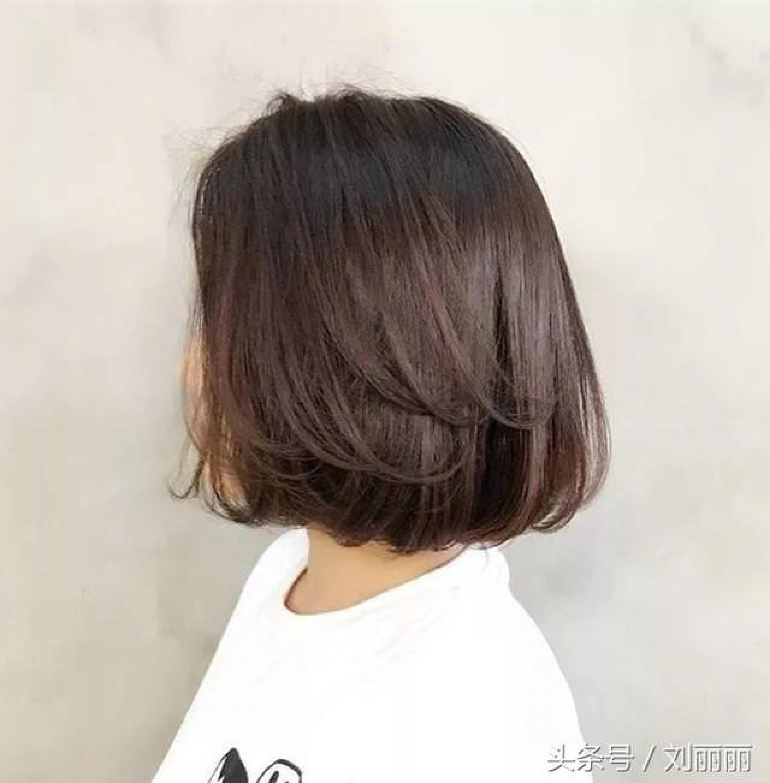 三十岁女短发时尚发型_时尚短发发型_短发时尚发型图片女