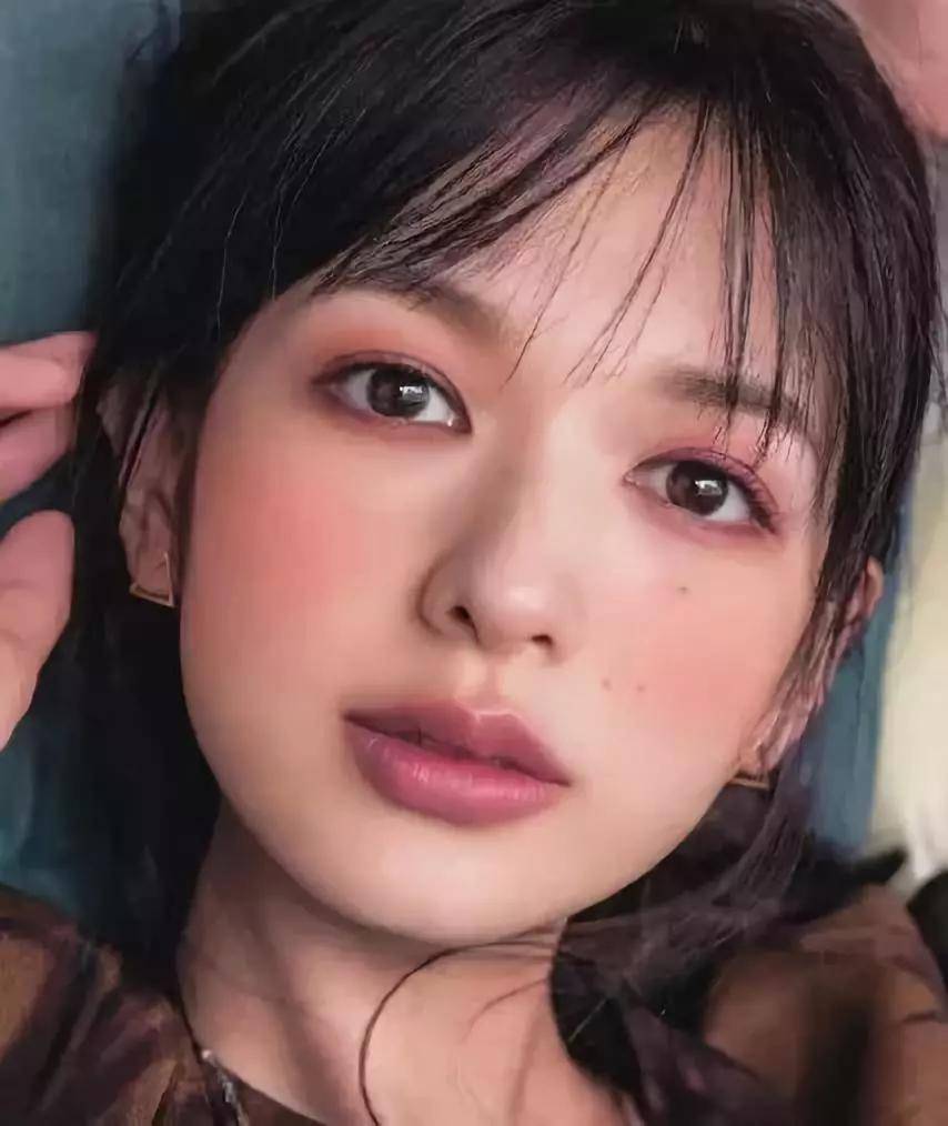 新手化妆步骤淡妆_淡妆化妆步骤_化妆步骤淡妆和浓妆