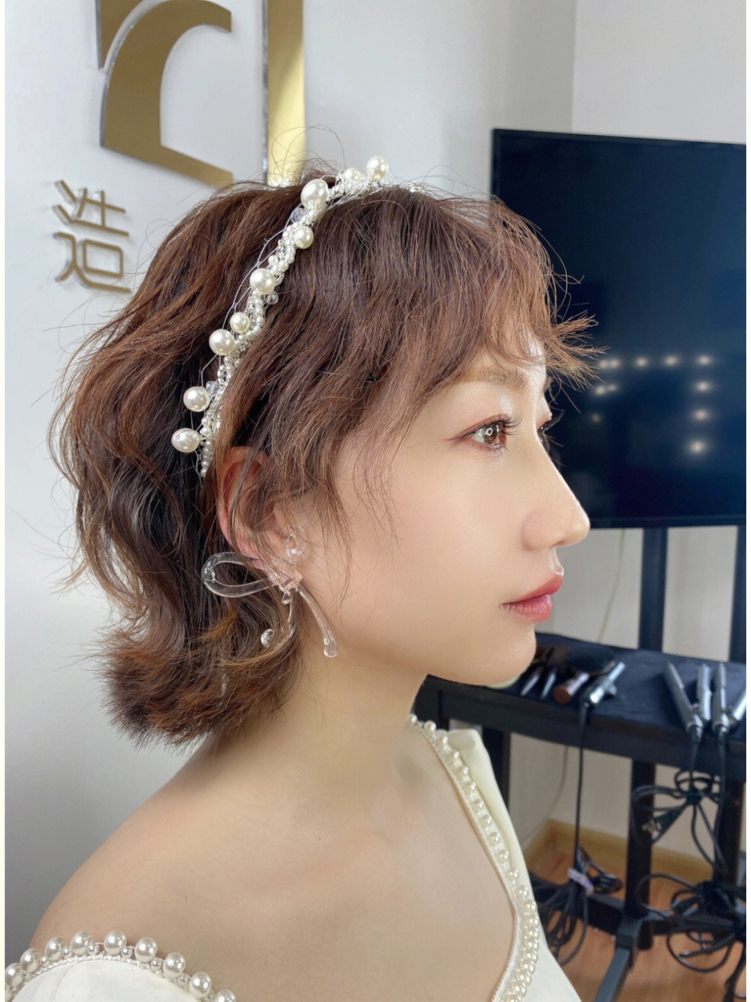 新娘短发发型图片女_短发新娘发型图片_新娘短发发型图片大全